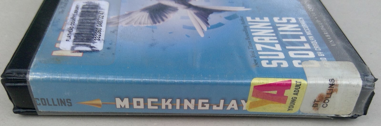 Mockingjay by Suzanne Collins audiobook read by Carolyn McCormick ex-library