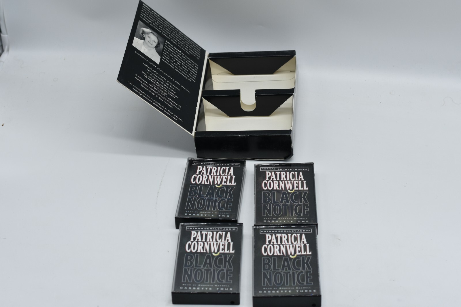 Patricia Cornwell Audiobook LOT (2) Isle of Dogs& Black Notice — FREE FAST SHIP