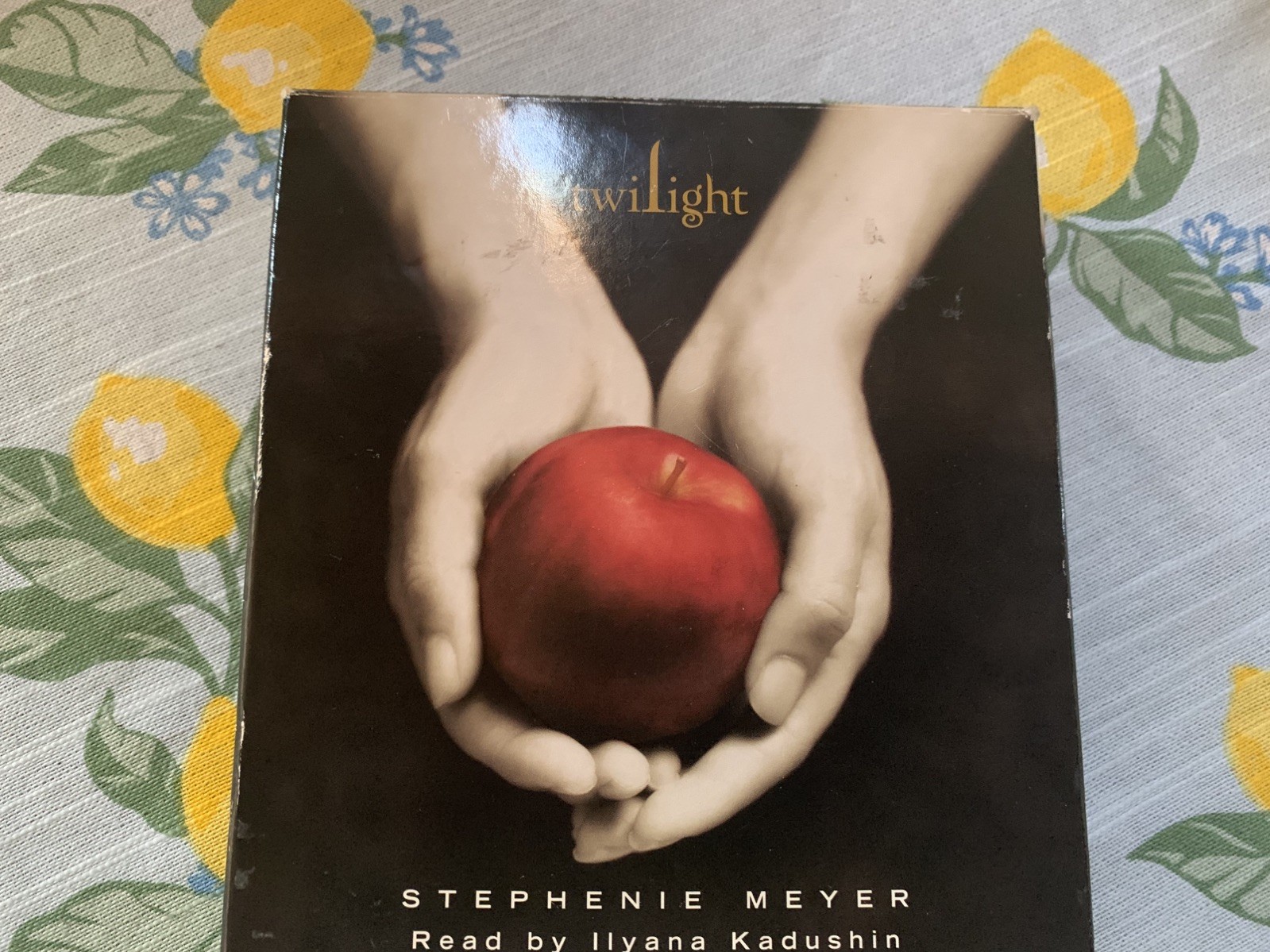 Twilight by Stephenie Meyer Audiobook 11 Compact Discs