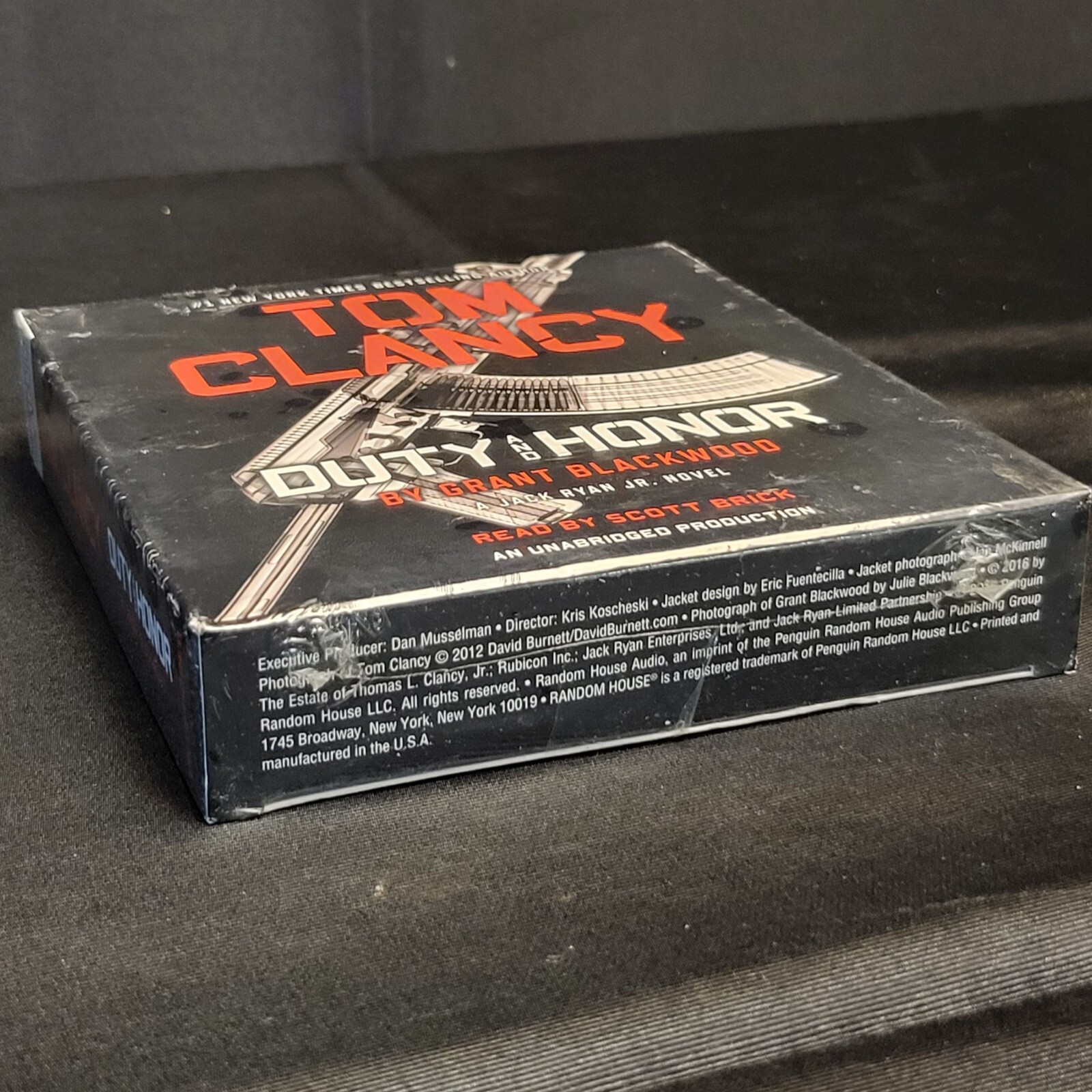 Tom Clancys Duty & Honor Unabridged Audiobook Grant Blackwood 8 CD Set Sealed