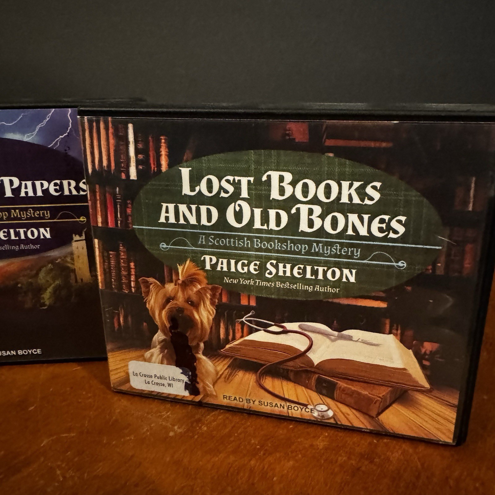 Lot: 2 Paige Shelton Audio Book CD Set Scottish Bookshop Mystery 3 4 Lost Bones