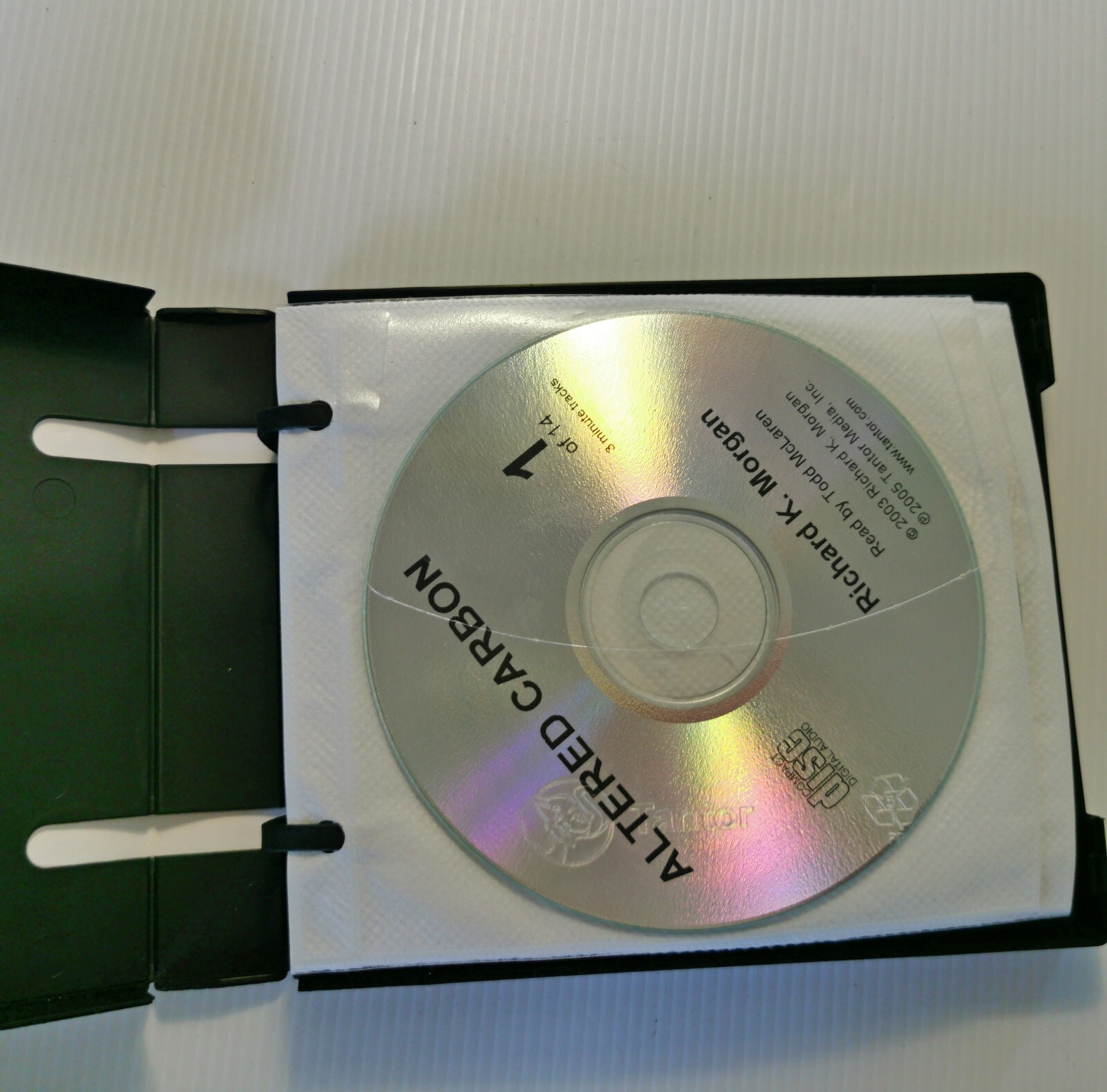 Altered Carbon by Richard K. Morgan, A Takeshi Kovacs Novel, 14 CDs Audio (e836)