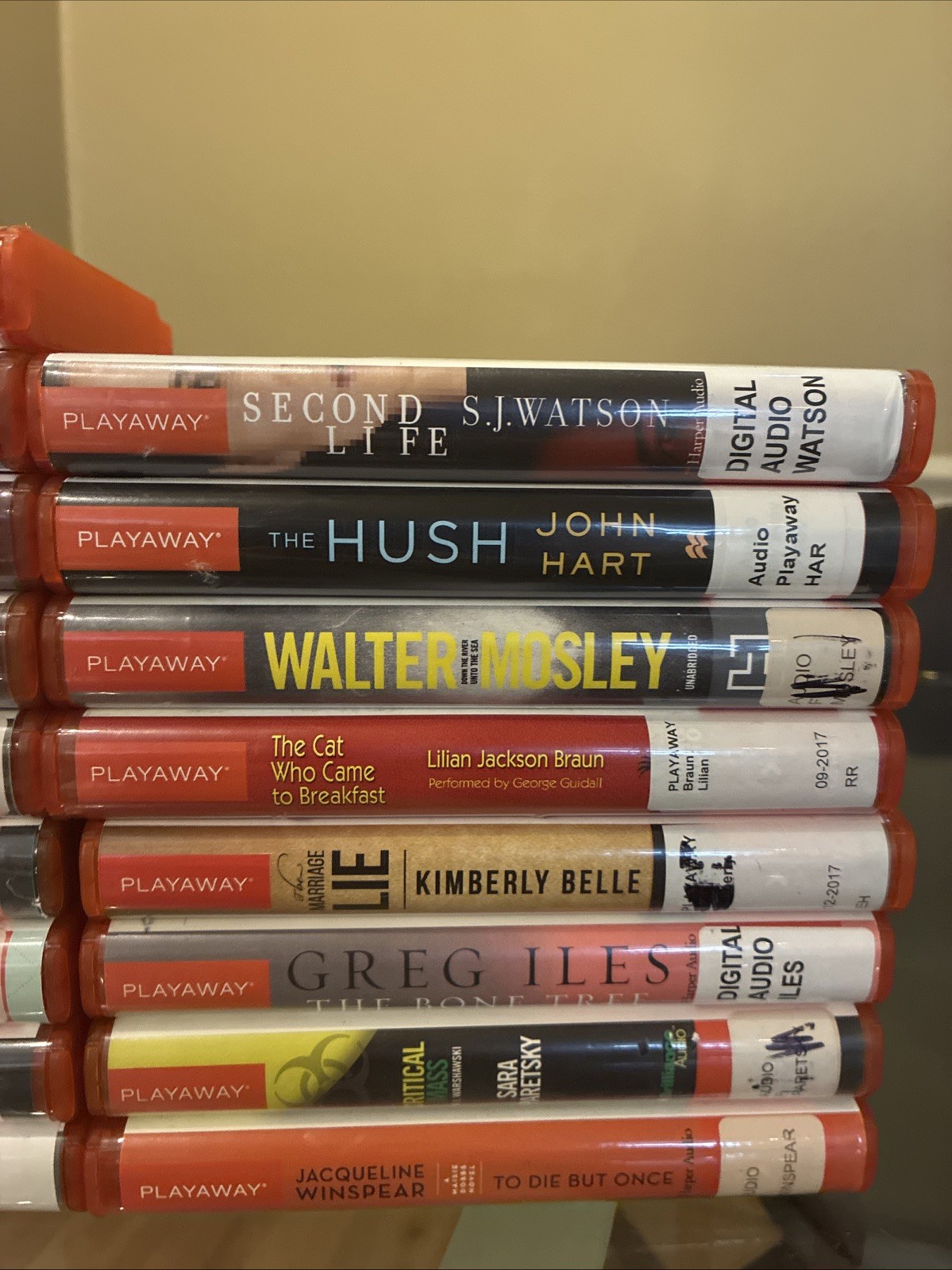 Playaway Lot Of 17 Audiobooks — Novels Including Thrillers, Drama, Crime, Etc