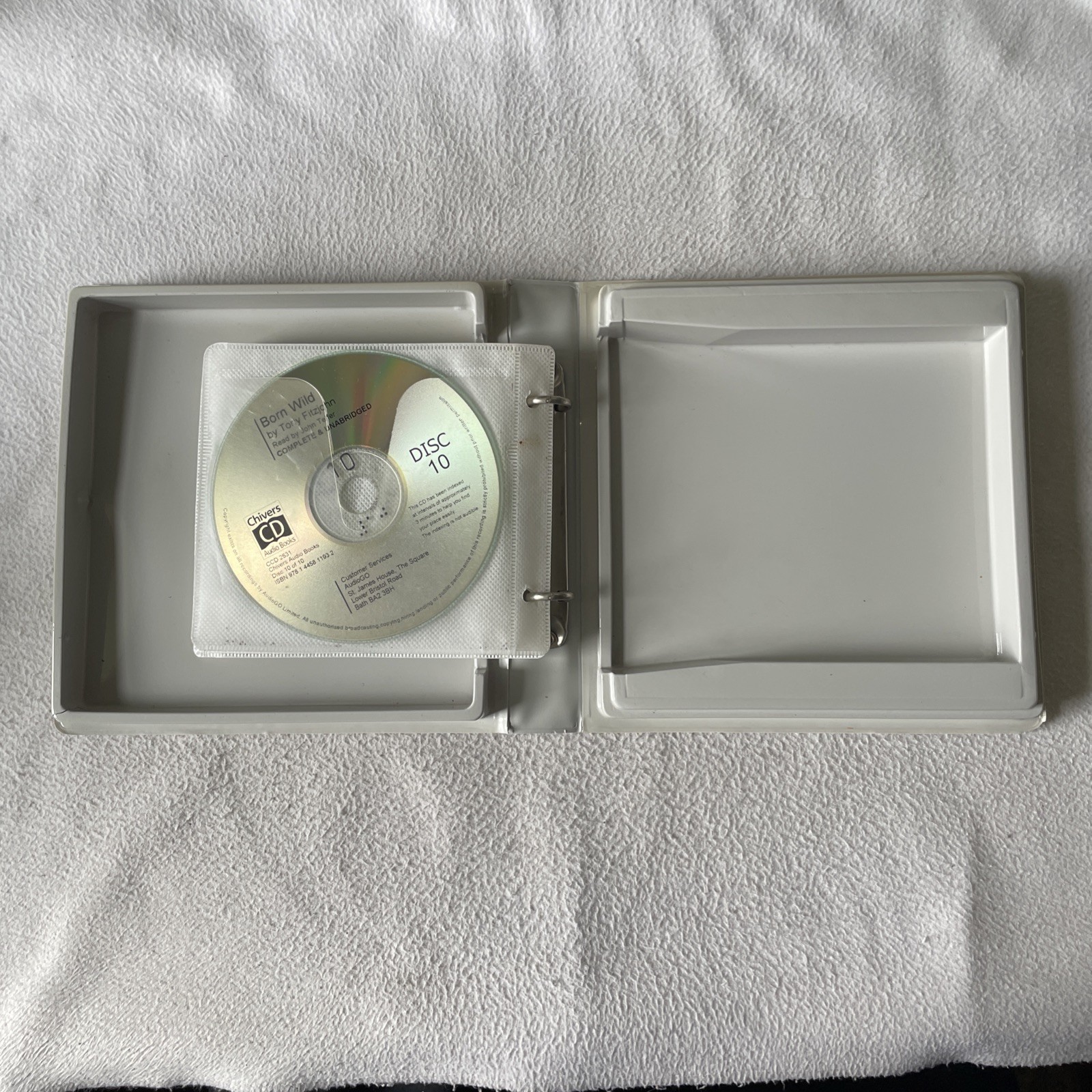[Ex-Library] Born Wild by Tony Fitzjohn Unabridged Audiobook on 10 CDs