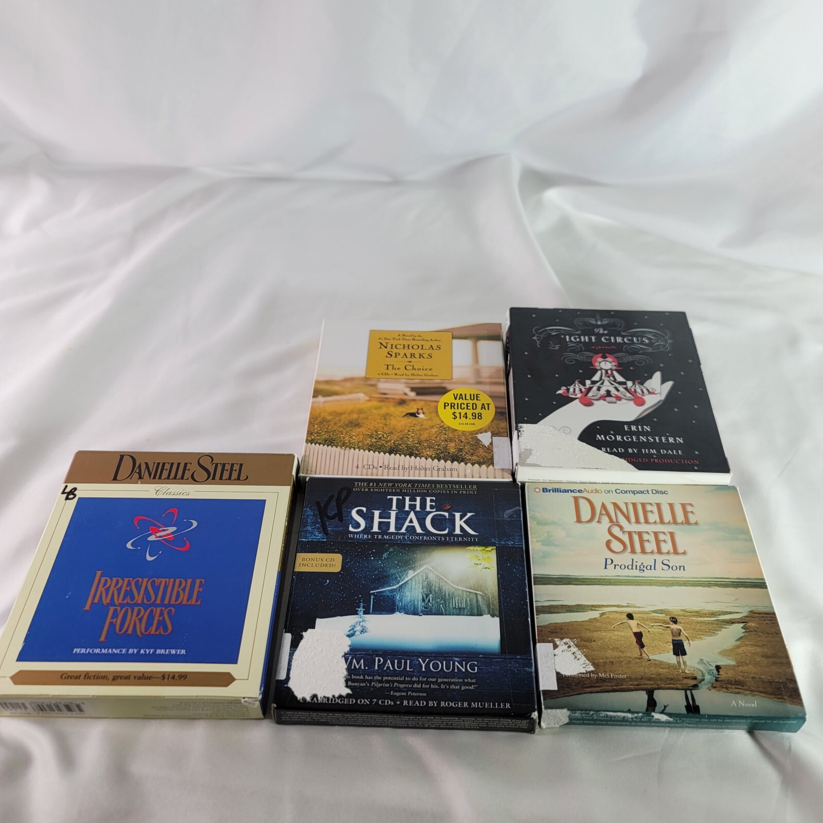 Lot Of 5 Audio Book Cd’s Mixed Authors And Titles — Danielle Steel, Nicholos…