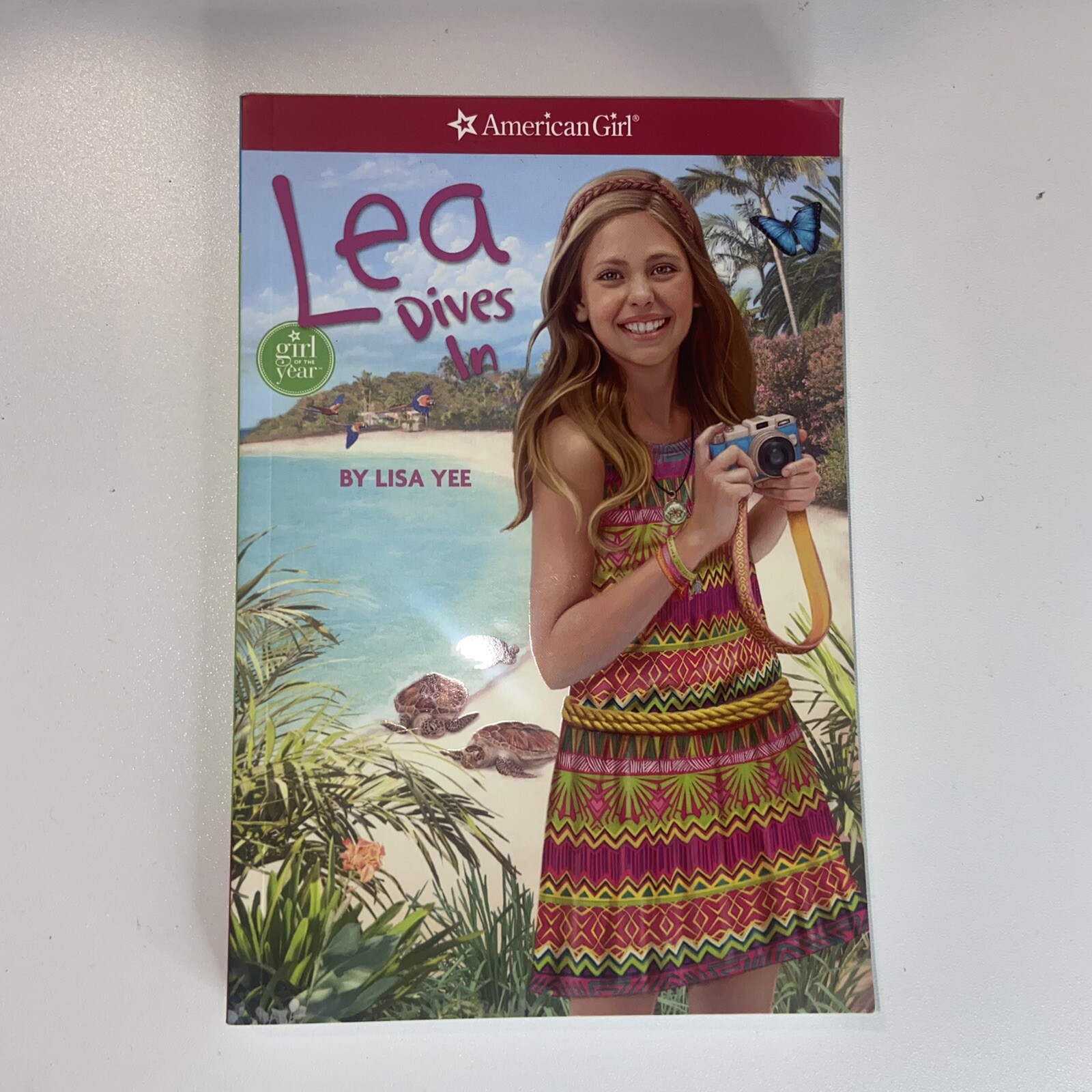 Lea Dives In (American Girl Today) — Paperback By Yee, Lisa — VERY GOOD