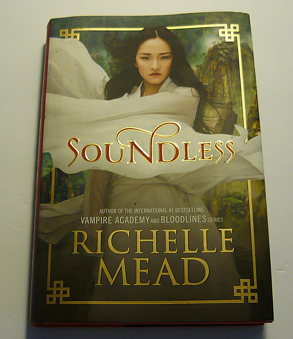 Richelle Mead-Soundless 2015 1st Ed HC book signed & Inscribed, Fantasy Fiction