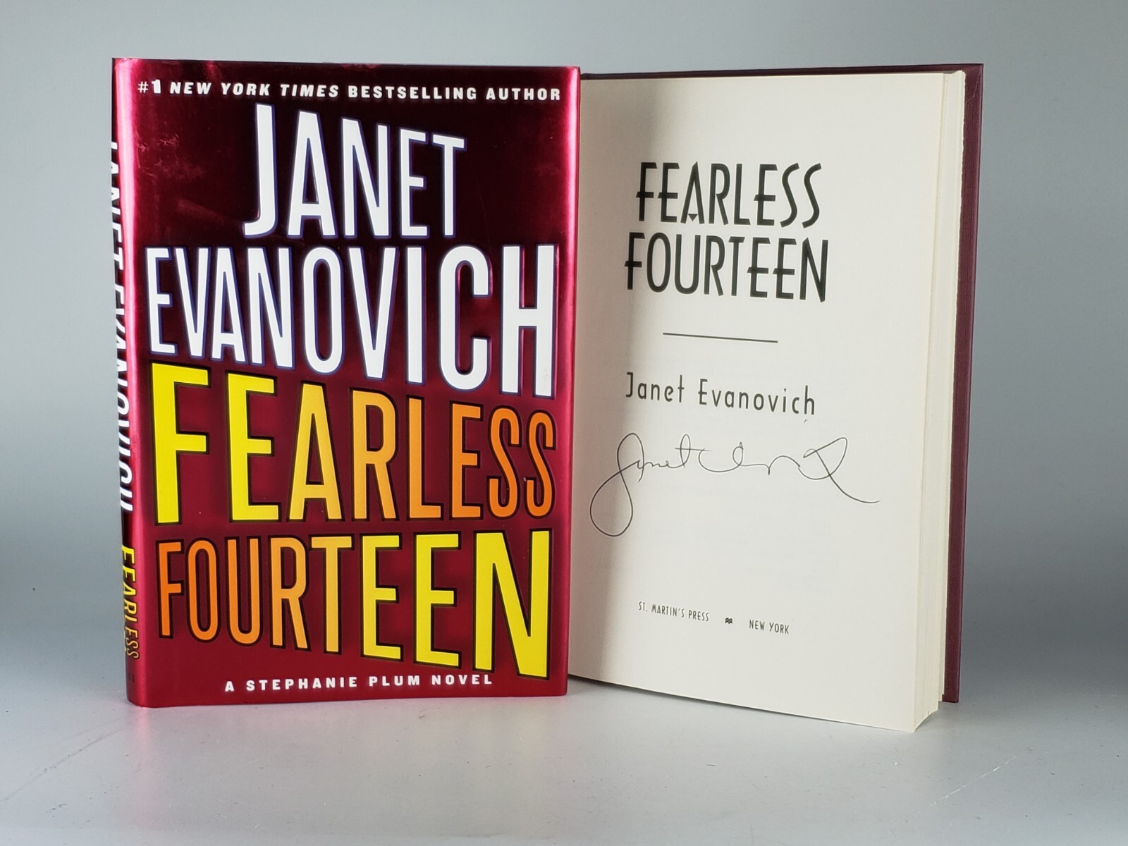 Fearless Fourteen by Janet Evanovich SIGNED Autograph HC Book