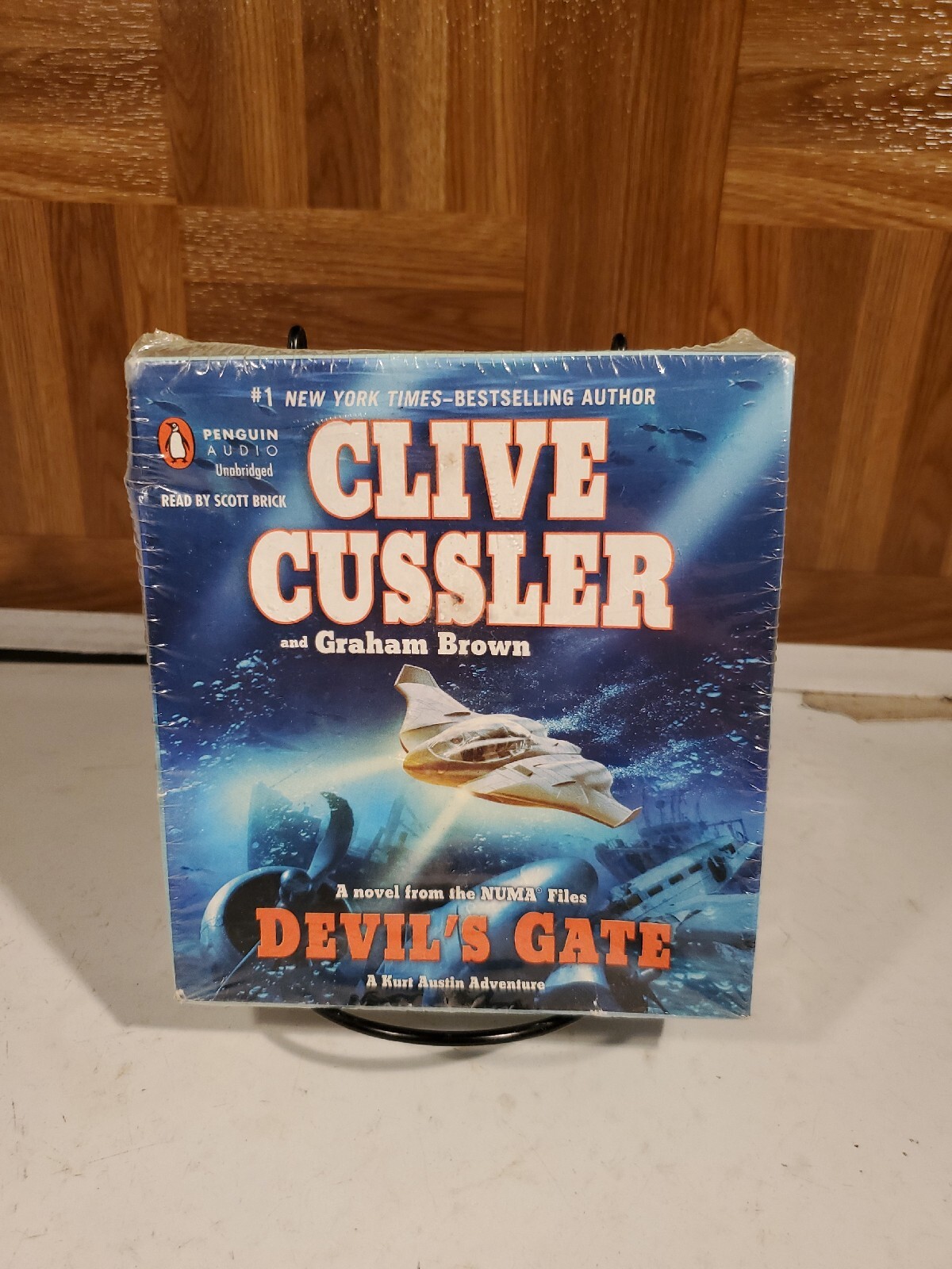 The NUMA Files Ser.: Devil’s Gate by Graham Brown and Clive Cussler (2011,…