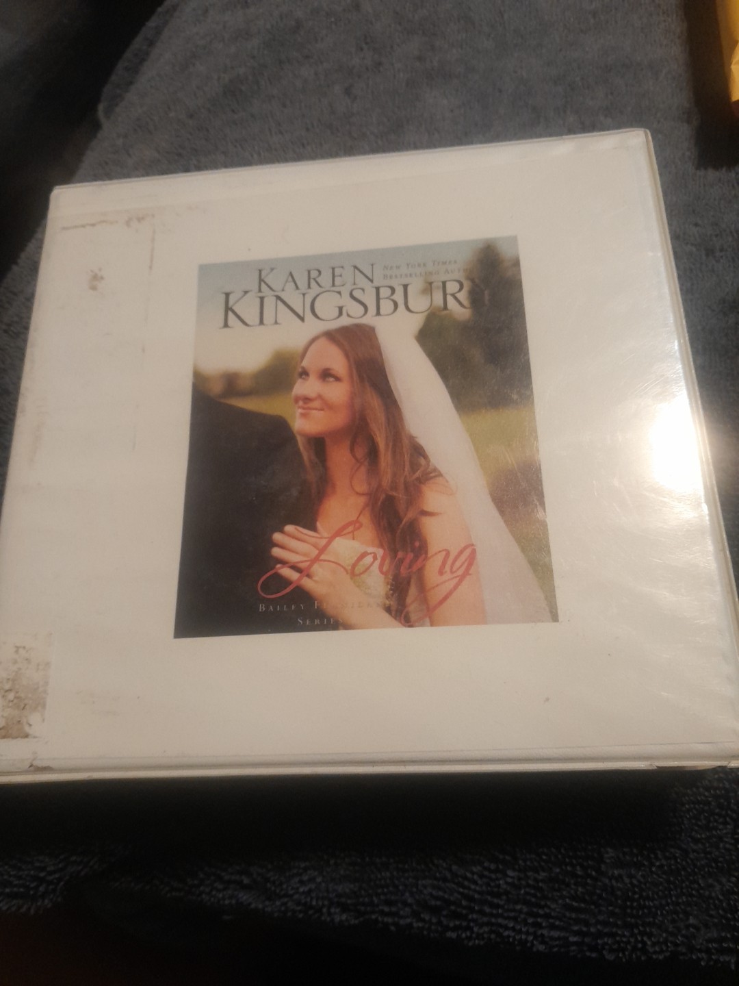 Bailey Flanigan Ser.: Loving by Karen Kingsbury (2012, Compact Disc)