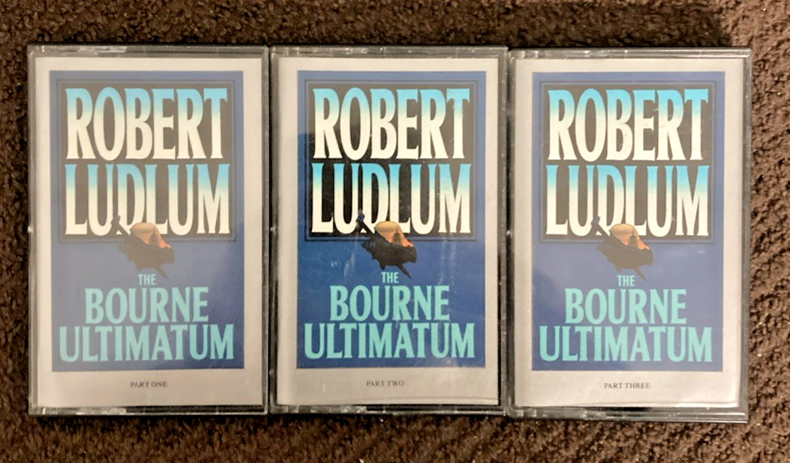 The Bourne Ultimatum — Robert Ludlum — 3 Cassettes