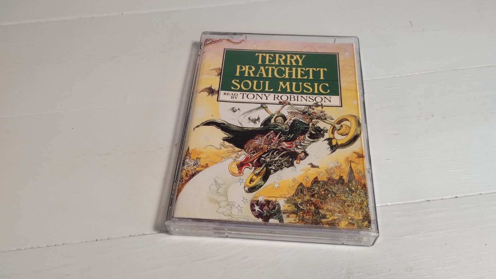 Soul Music by Terry Pratchett 1996 2 Audio cassettes read by Tony Robinson