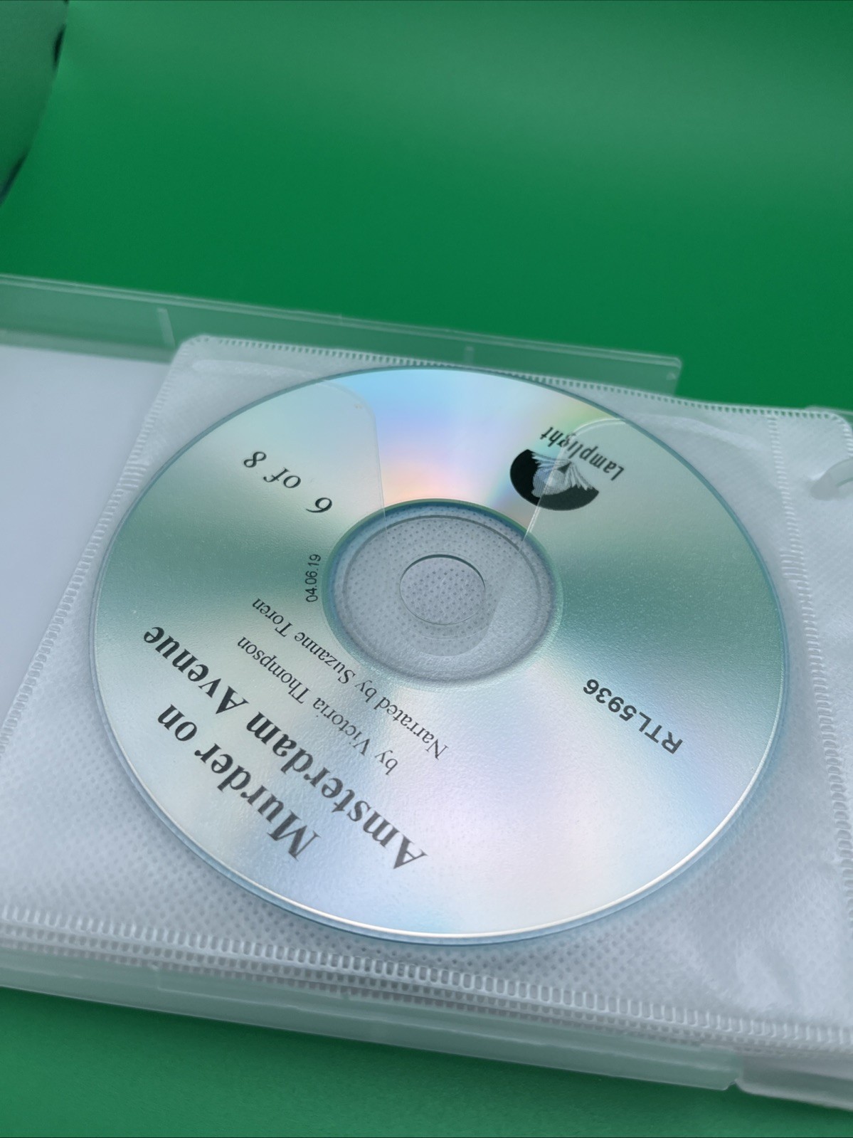 Audiobook Murder On Amsterdam Avenue Cd Set By Victoria Thompson 8 Discs