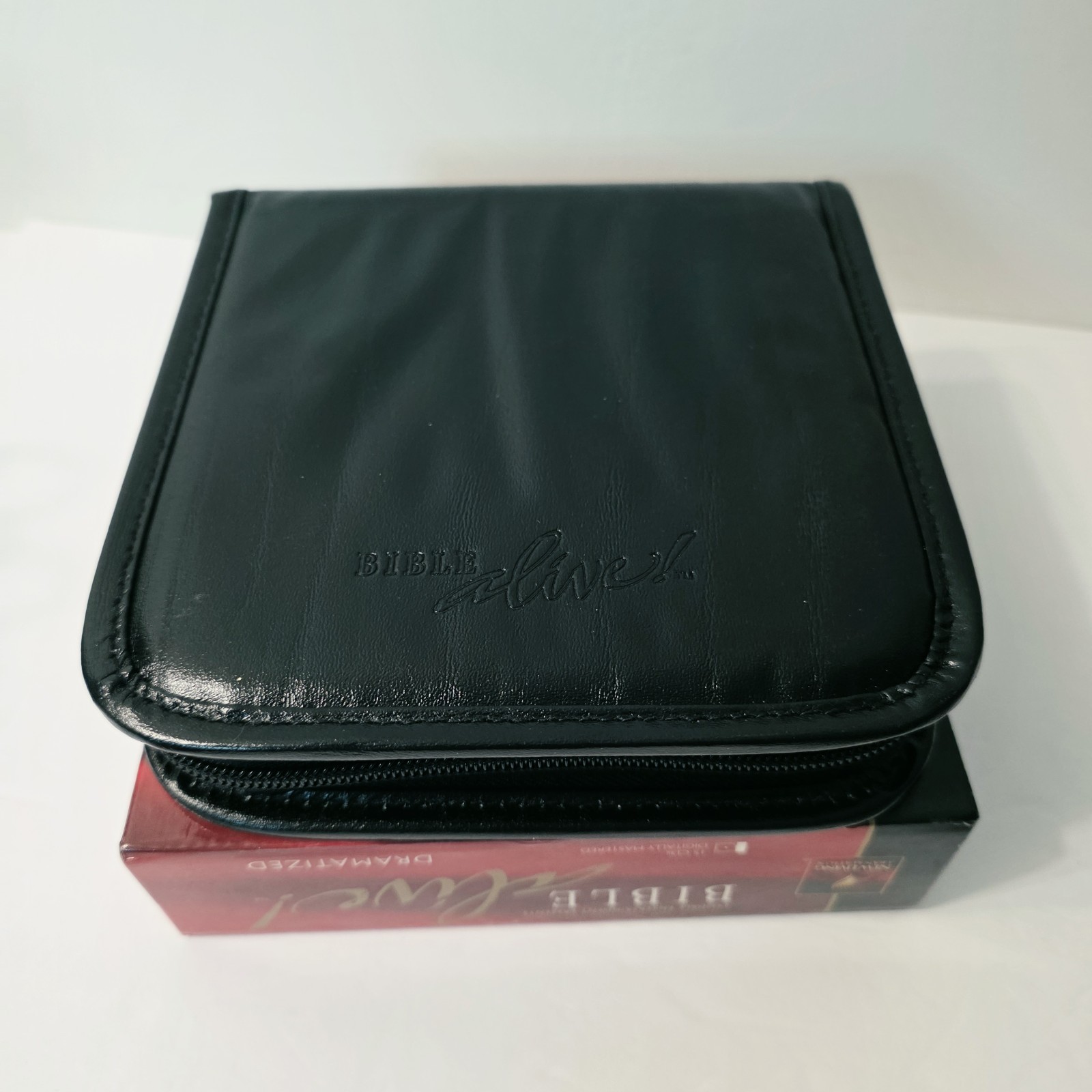 Bible Alive! Dramatized New Living Translation 2003 Tyndale CD’s w/Carrying Case
