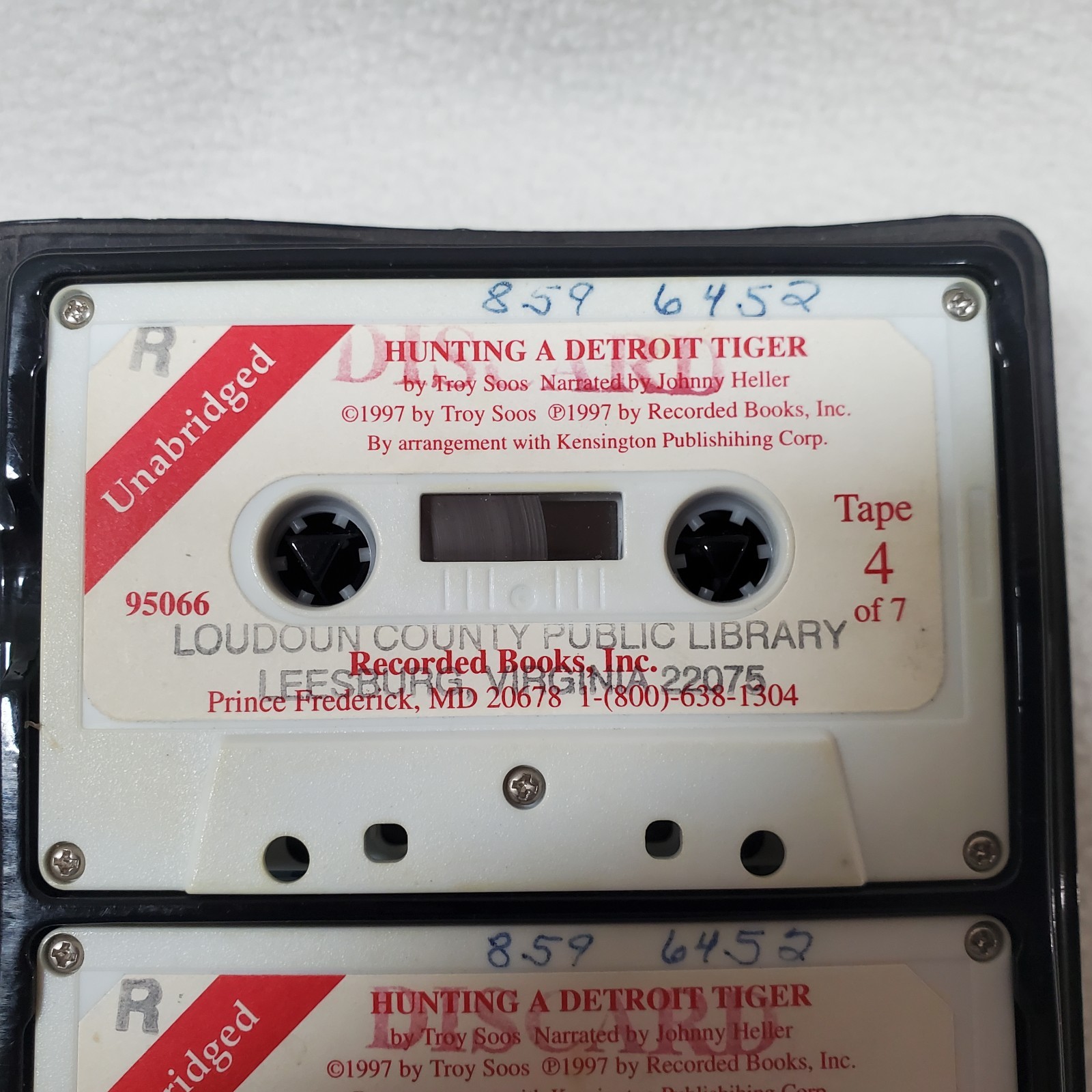 Hunting a Detroit Tiger Recorded Books 7 Audiocassettes ON Cassette Tape Soos